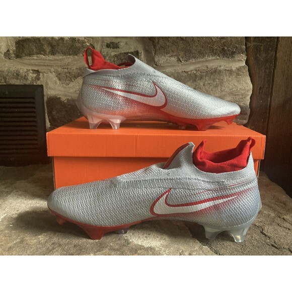 Nike Vapor Edge Elite 360 Flyknit Silver Red Football Cleats Size 14 AO8276-008 - Picture 2 of 7